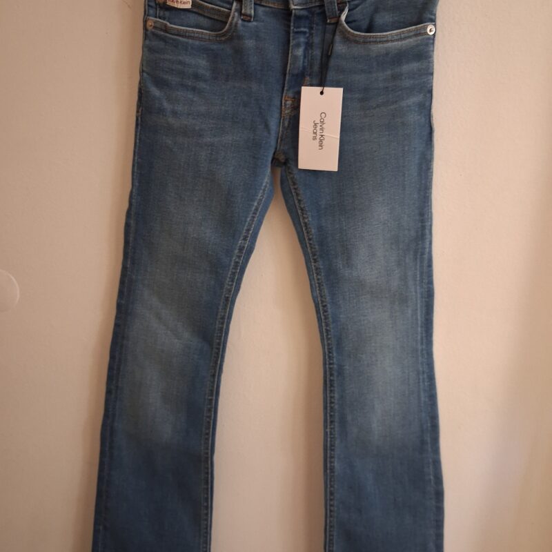 JEANS Ragazza zampa